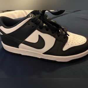 Nike Boys Black and White Dunks